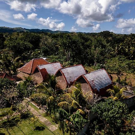 Temeling Jungle Inn Batumadeg Luaran gambar