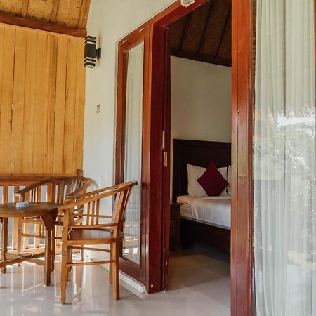 Temeling Jungle Inn Batumadeg Luaran gambar